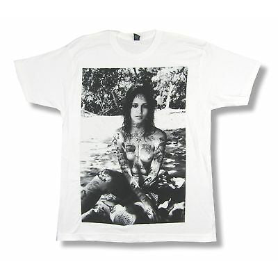 Super Fan Tattoo Woman T-shirt
